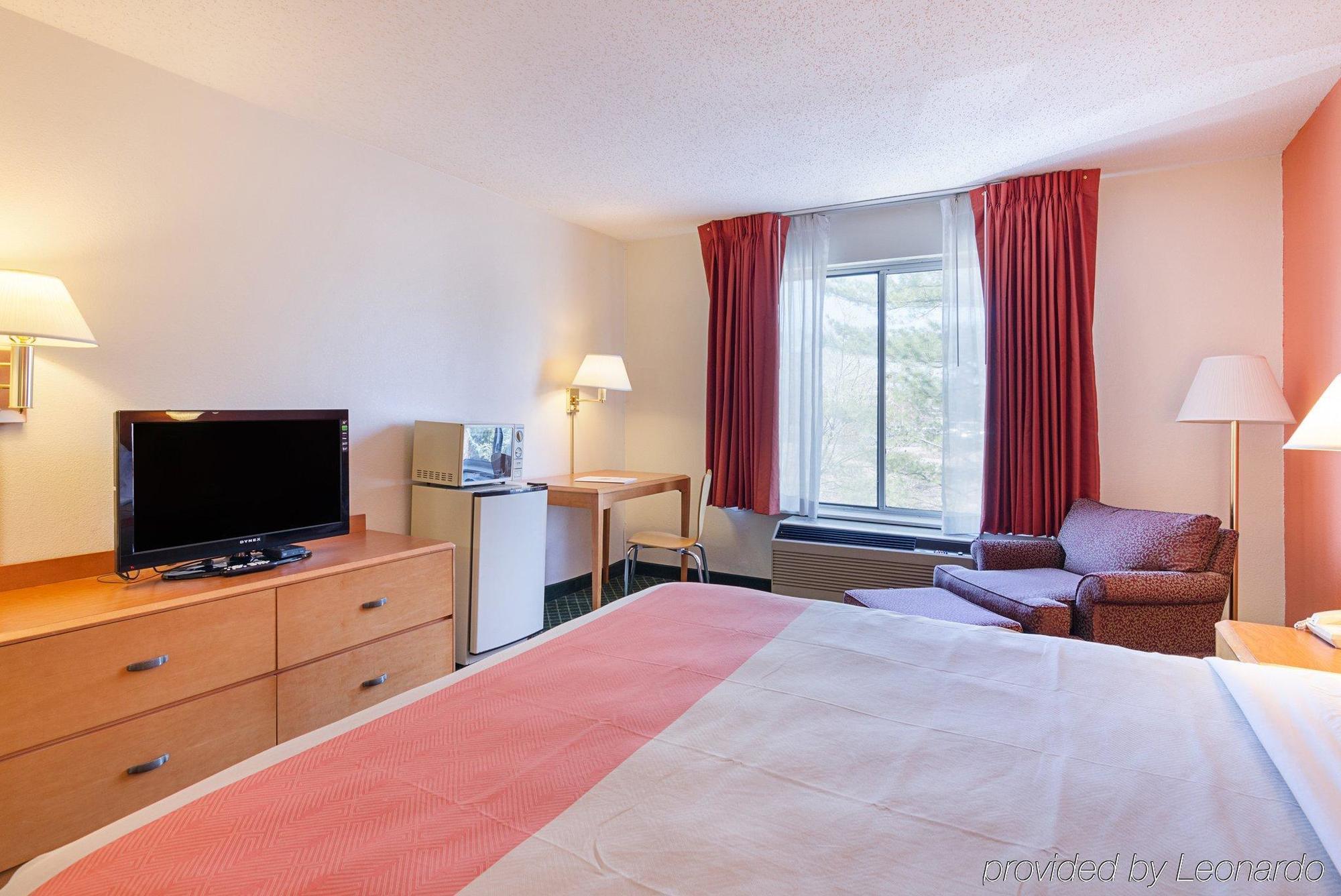 Econo Lodge Inn & Suites Johnson City Kültér fotó