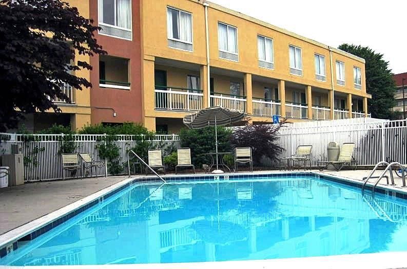Econo Lodge Inn & Suites Johnson City Kültér fotó