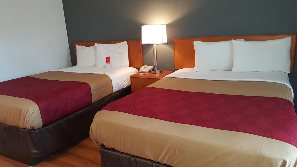 Econo Lodge Inn & Suites Johnson City Kültér fotó