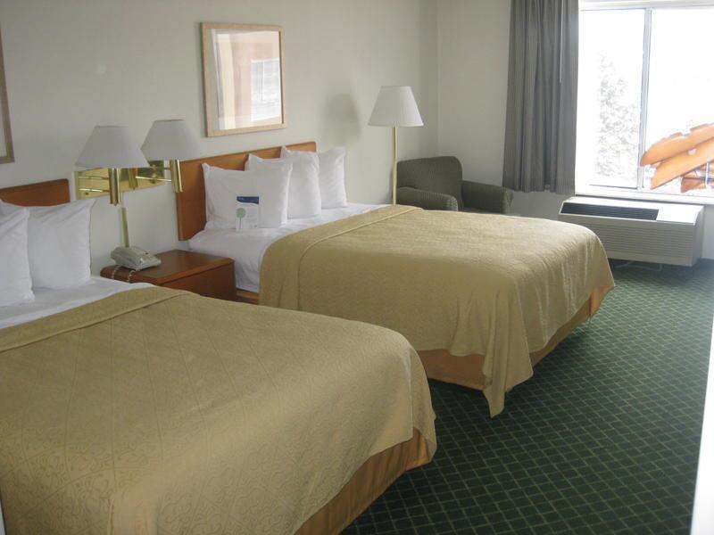 Econo Lodge Inn & Suites Johnson City Szoba fotó